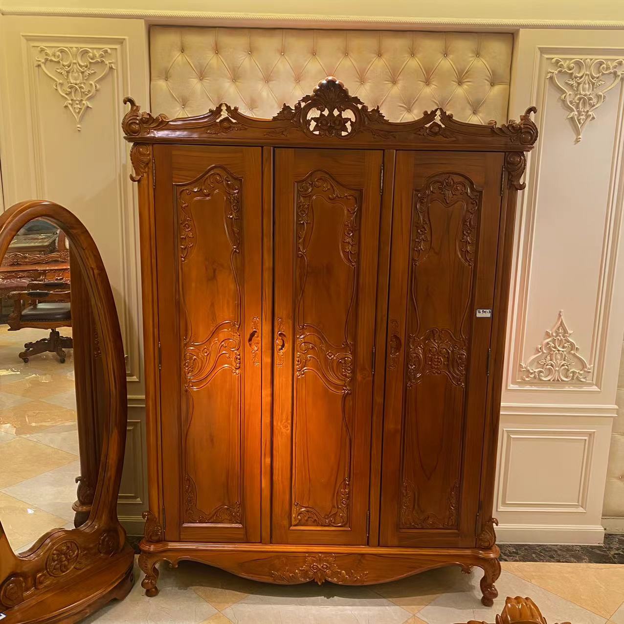 KL-901三门衣柜1700*620*2330