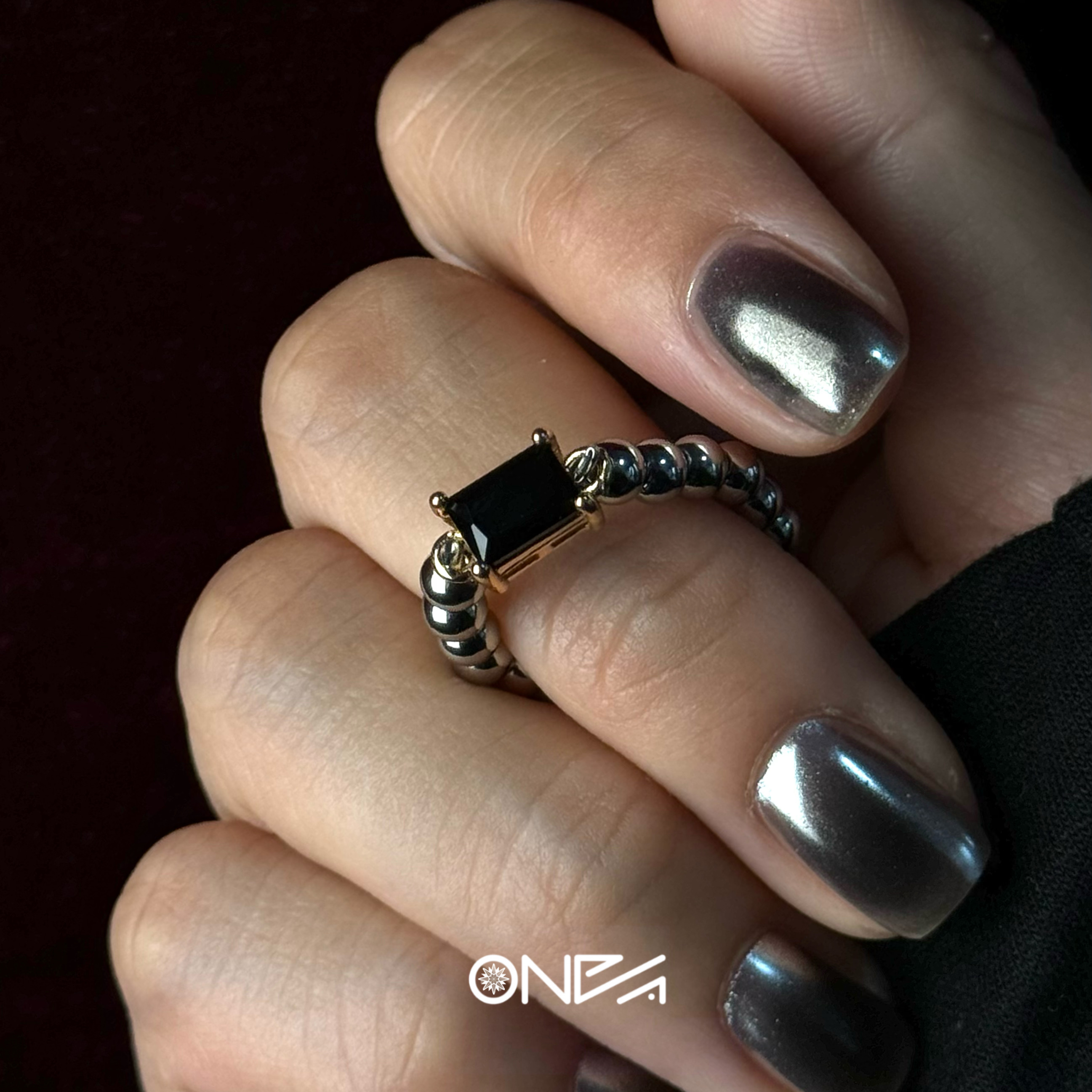 钛钢合成锆石戒指 ONEPART25高定设计款钢珠黑耀松紧戒指男女通用