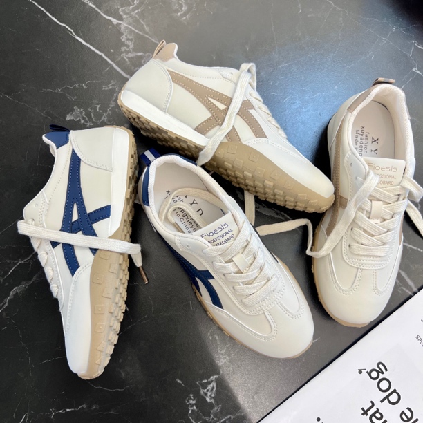 皮面德训鞋女2024秋季软底轻便舒适时尚运动平底板鞋百搭小白鞋