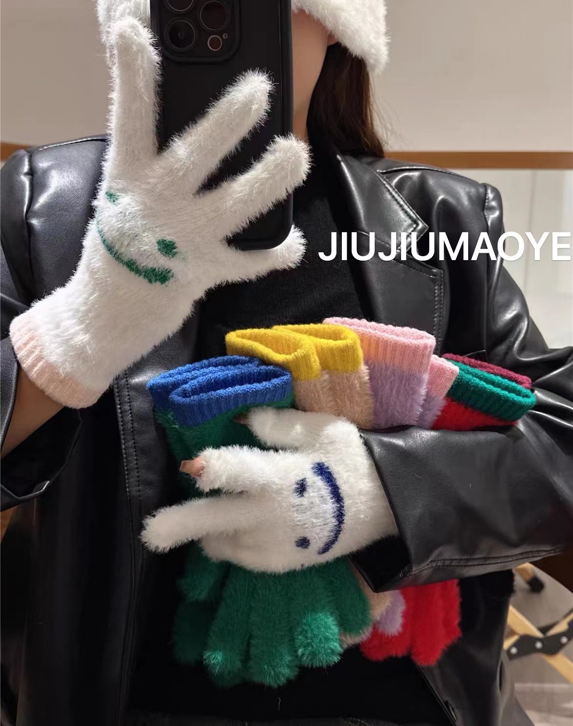 网红微笑脸分指手套露指可触屏冬季保暖防寒加绒手套少女时尚毛绒