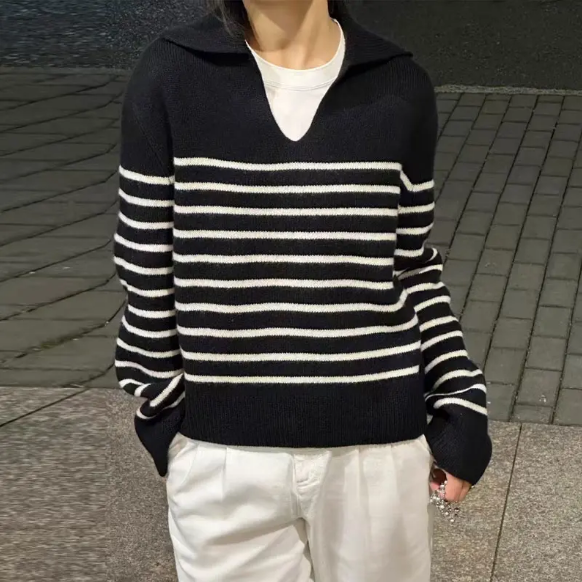 【商场同款】秋冬宽松休闲显瘦V领条纹套头针织毛衣5399750