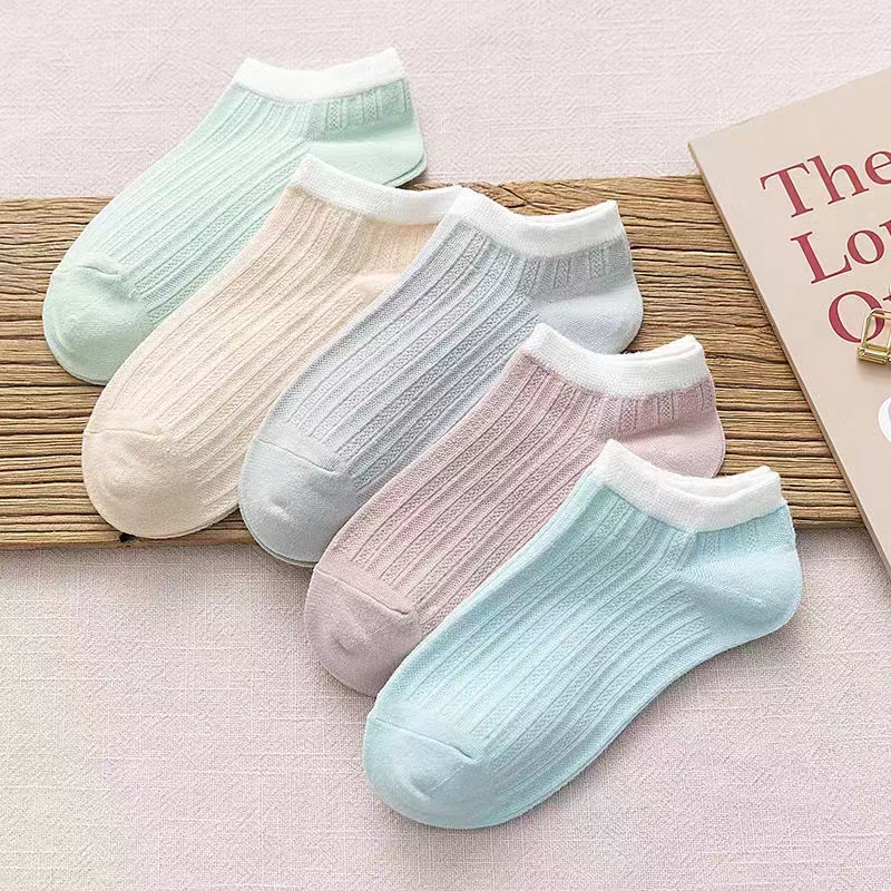 zf  多彩色短袜一双