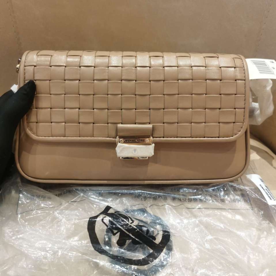 95新 MICHAEL KORS/迈克高仕 手拿包619 8560