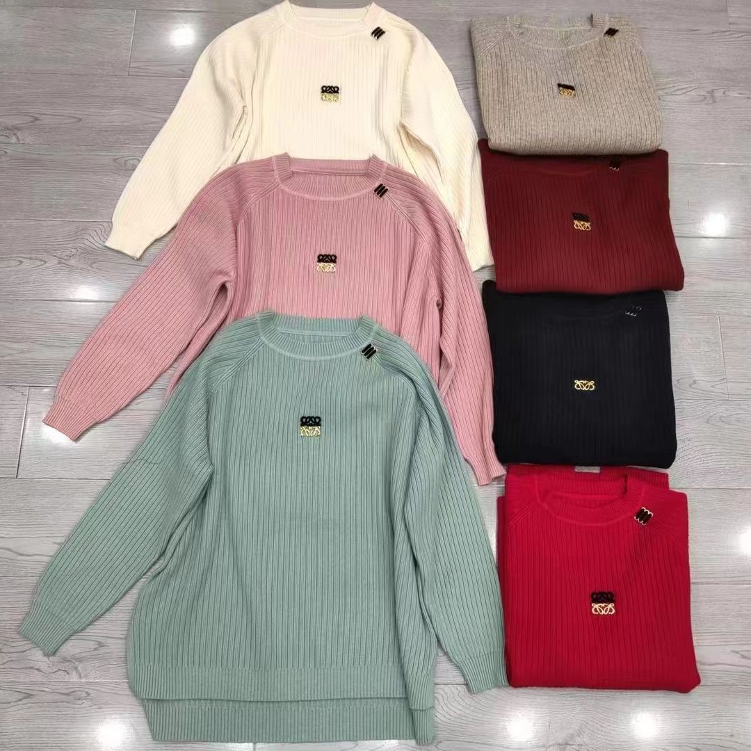 女秋冬季2023高级感套头针织毛衣