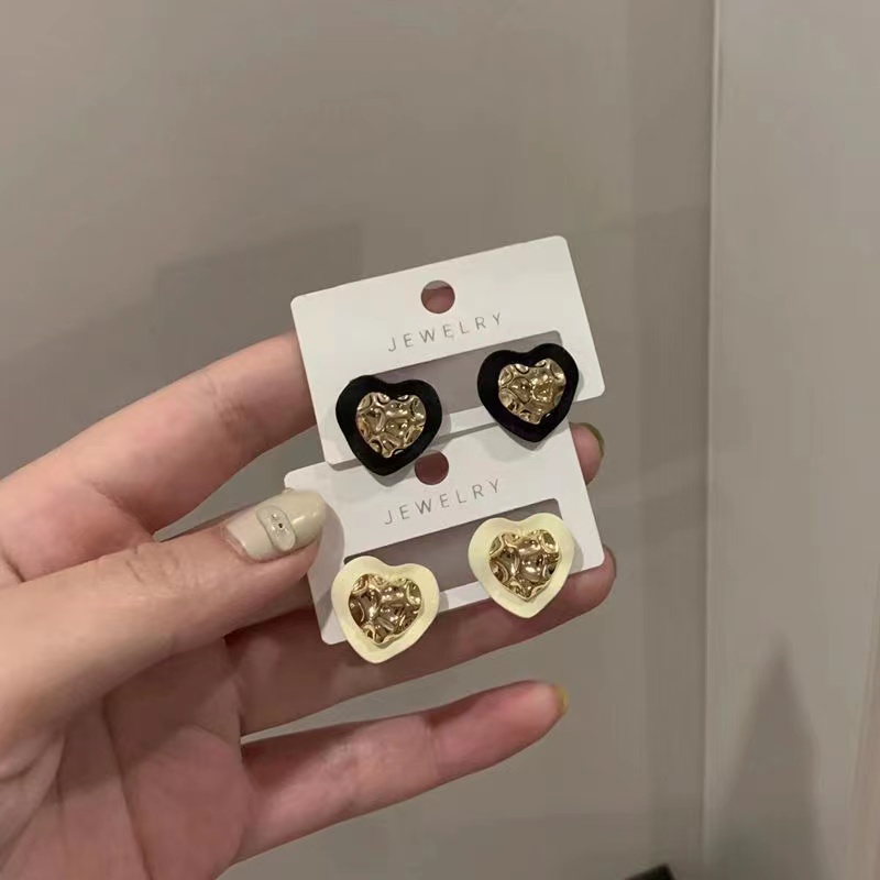 七七146小个子精美随机耳环一对