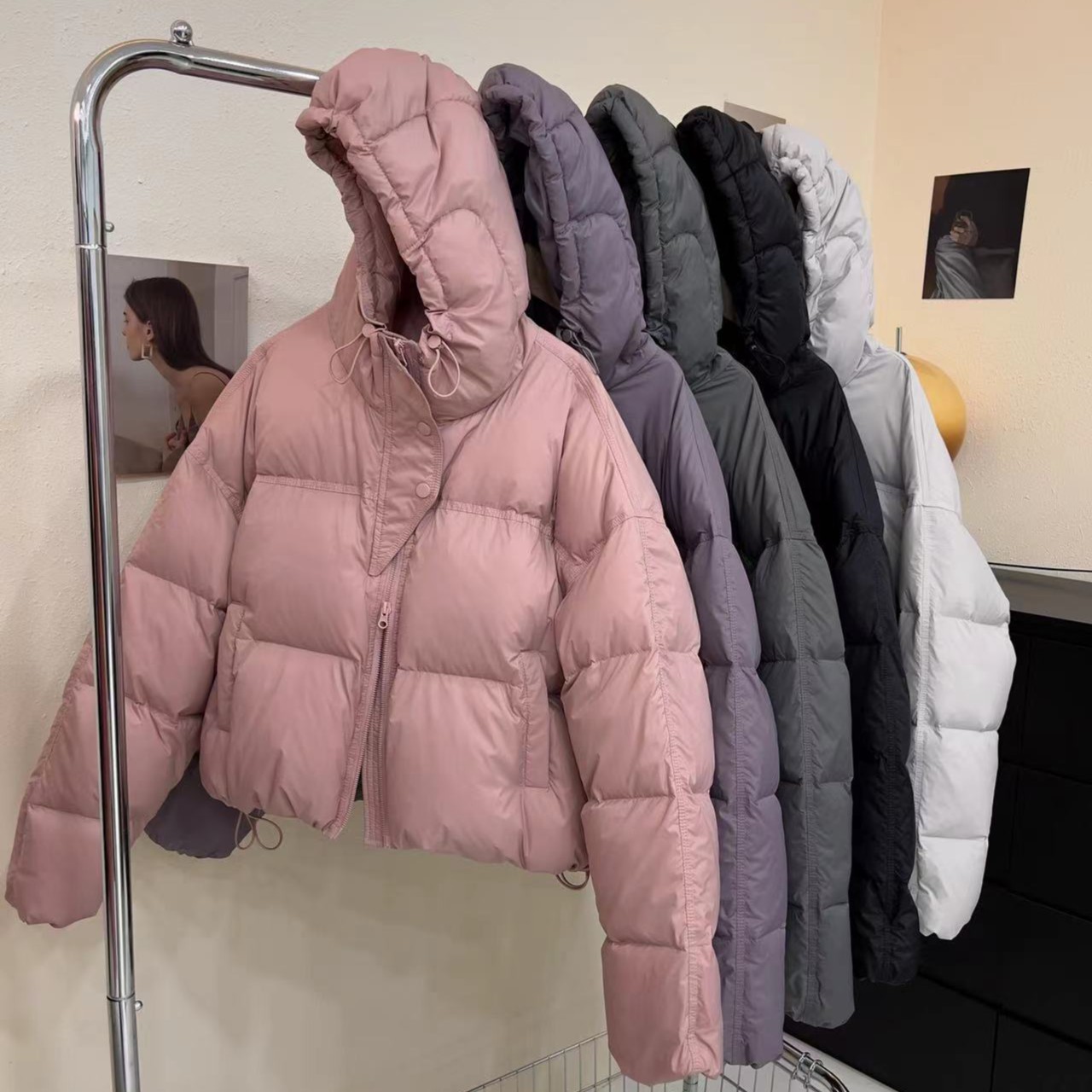 2312新款韩版连帽宽松休闲网红女短款白鸭绒羽绒服外套百搭时尚