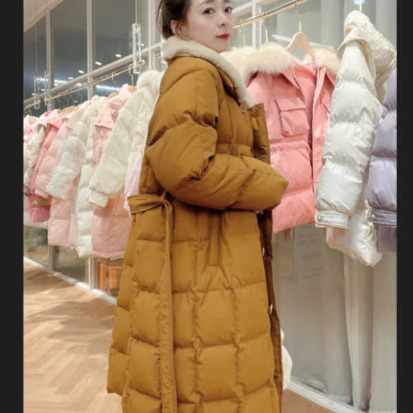 格子韩系白鸭绒女毛领中长款2023年新款冬韩版过膝外套宽松服饰