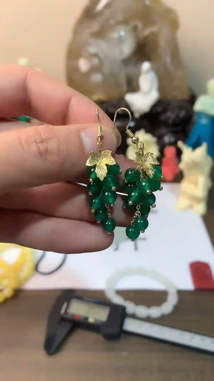 【闪购商品】玛瑙/玉髓耳钉合金葡萄