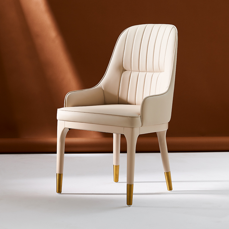 奶油风轻奢高级餐椅家用定制奶茶全白色艺术设计师舒适矽胶皮椅子