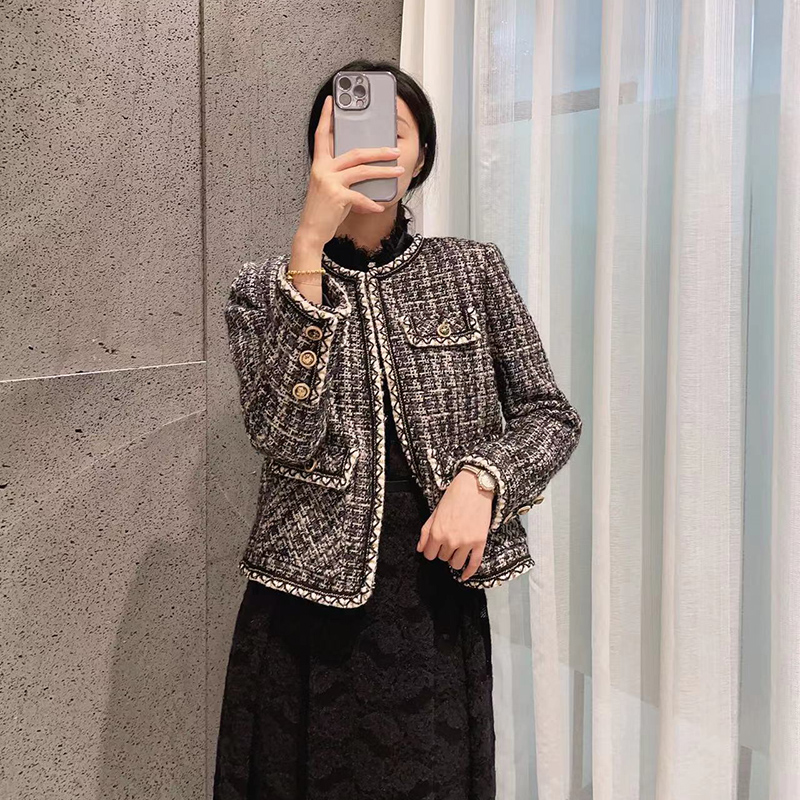 M1995时尚奢侈黑色小香外套 衣长51 款号DC9069