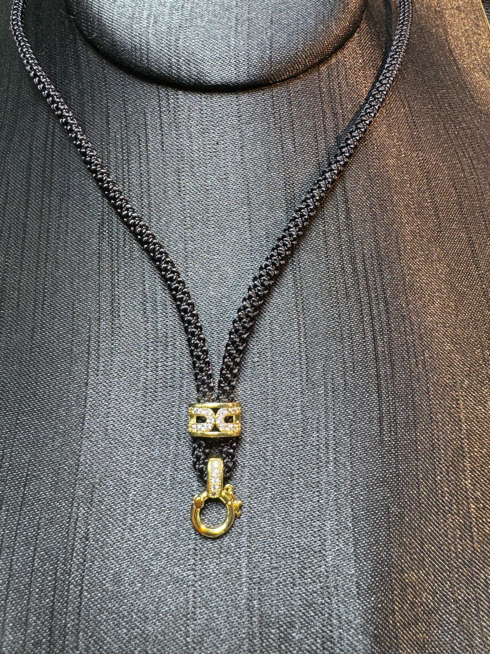 时尚挂件绳，潮流百搭精美黑色绳、古法经典简约金色扣头可调节气质