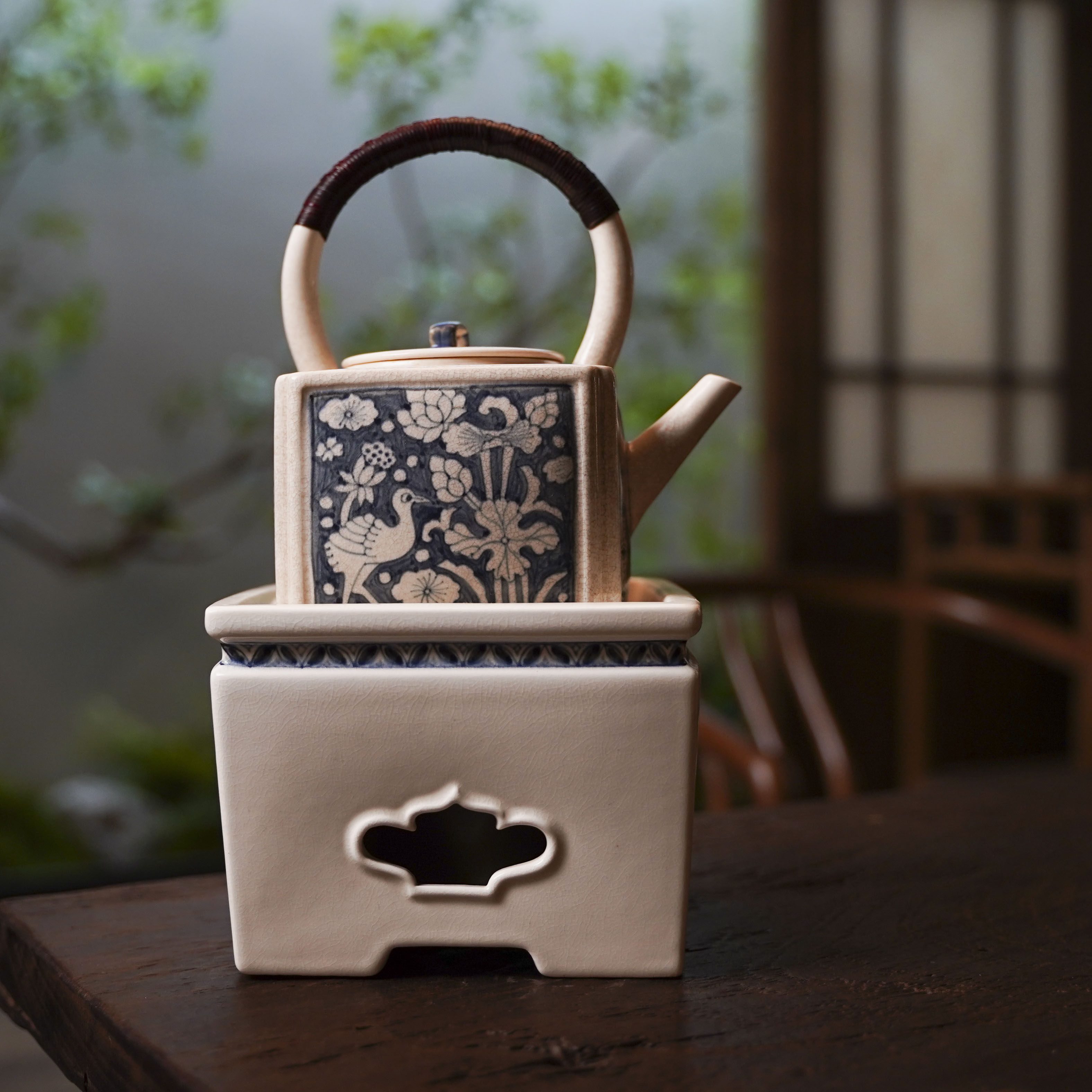 【小田甄陶】 一鹭莲科-梵山堂-四方提梁壶+如意纹酒精炉（W0391）