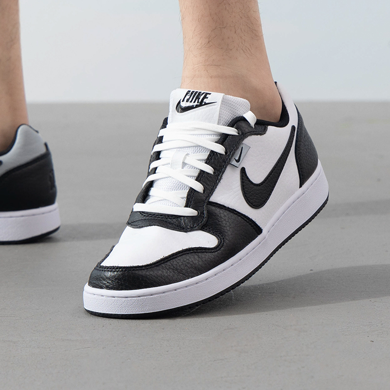 【达人专属】耐克休闲鞋男鞋2025秋季新款黑白熊猫低帮板鞋 AQ1774