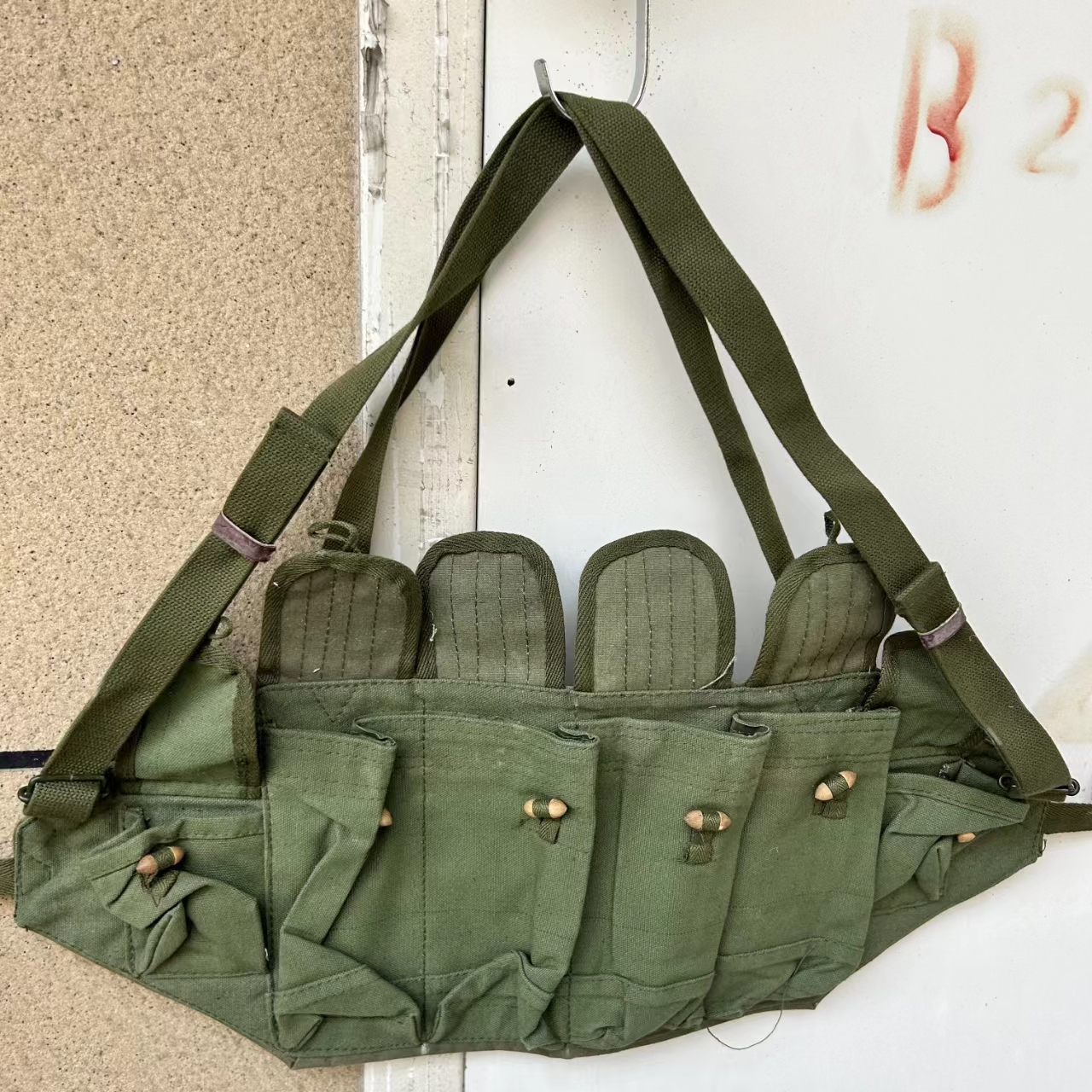 四仓2袋多包袋运动携行背夹 家庭收纳用具>收纳袋>