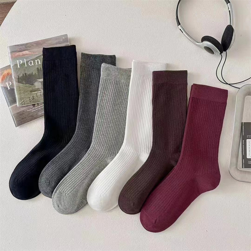 学院风女中筒袜 秋季新款简约 安哥拉红 纯色百搭