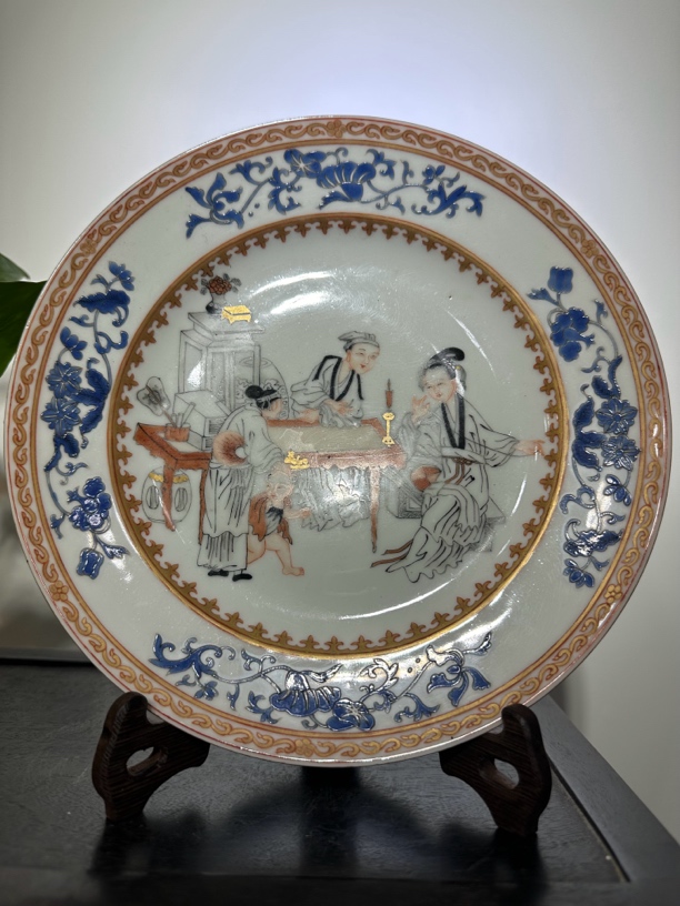 瓷器摆件粉彩人物合家欢乐赏盘