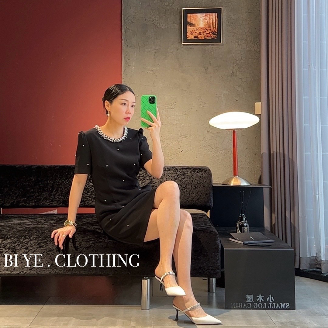 BIYE毕爷·服饰 时尚轻奢名媛高定版连衣裙此链接仅为展示图片