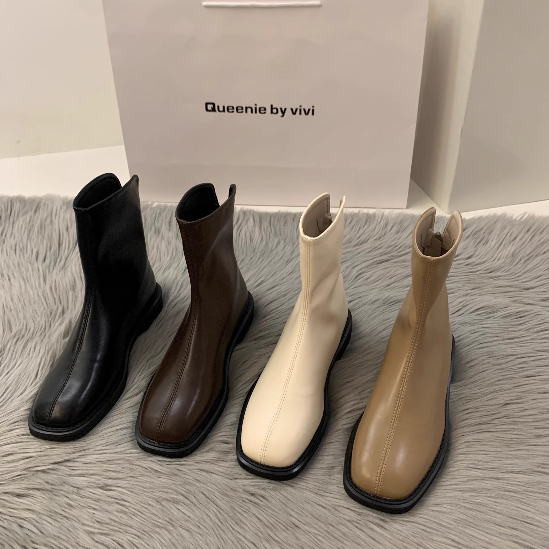 华伦公牛厚底法式小裸靴瘦瘦短靴子2023新款秋冬季加绒方头白色马