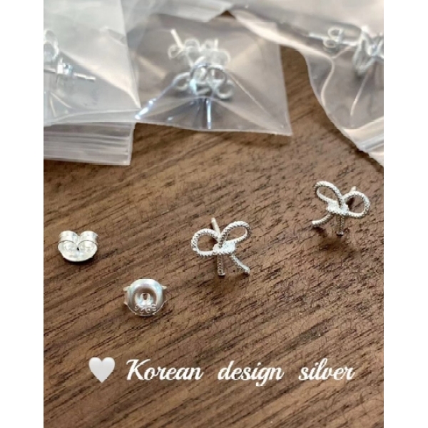 925银亚克力耳饰 L-YHE849#ins小众设计不规则蝴蝶结耳钉