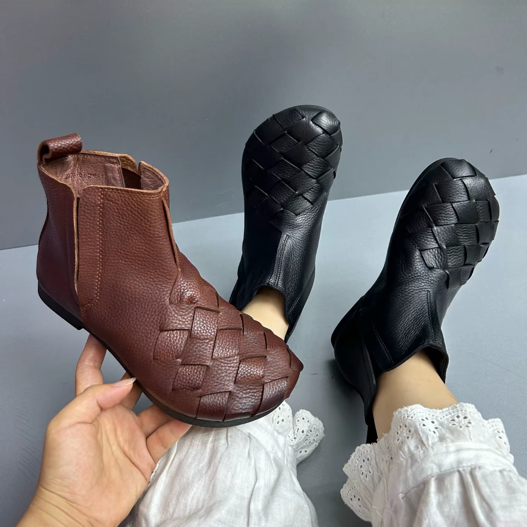 6921-22秋冬季新款全牛皮平底手工编织时尚百搭舒适休闲女短靴