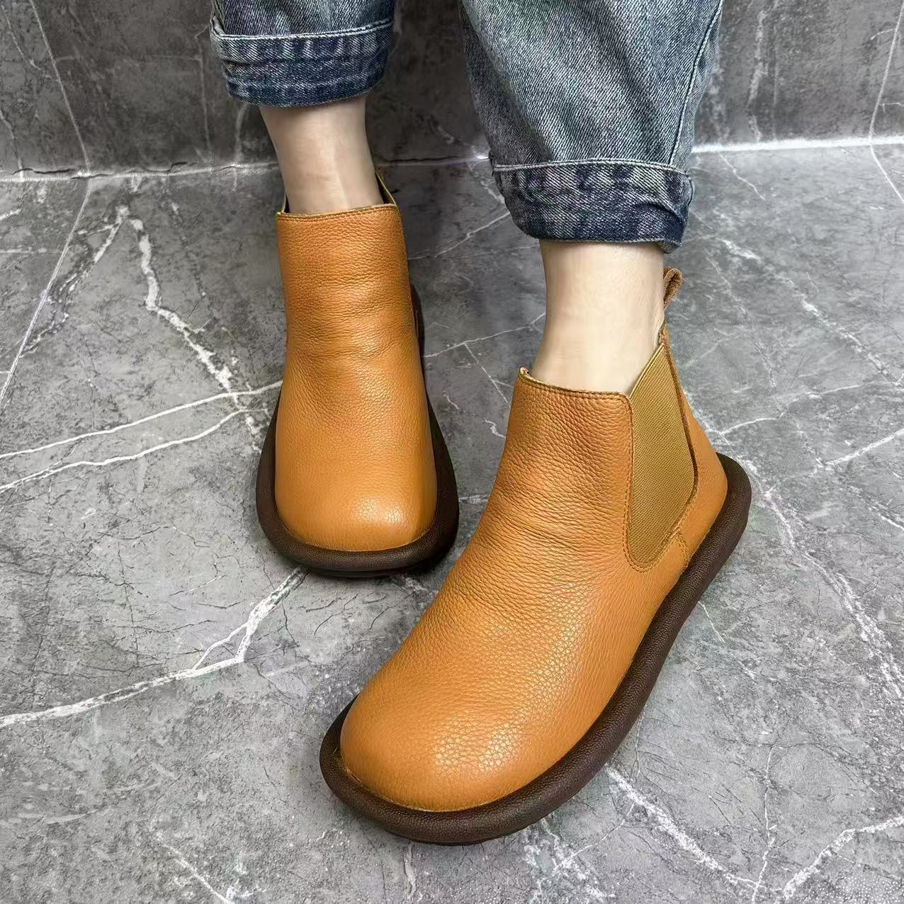 2368-7新款牛皮平底舒适百搭休闲圆头女士短靴软皮软底复古时尚