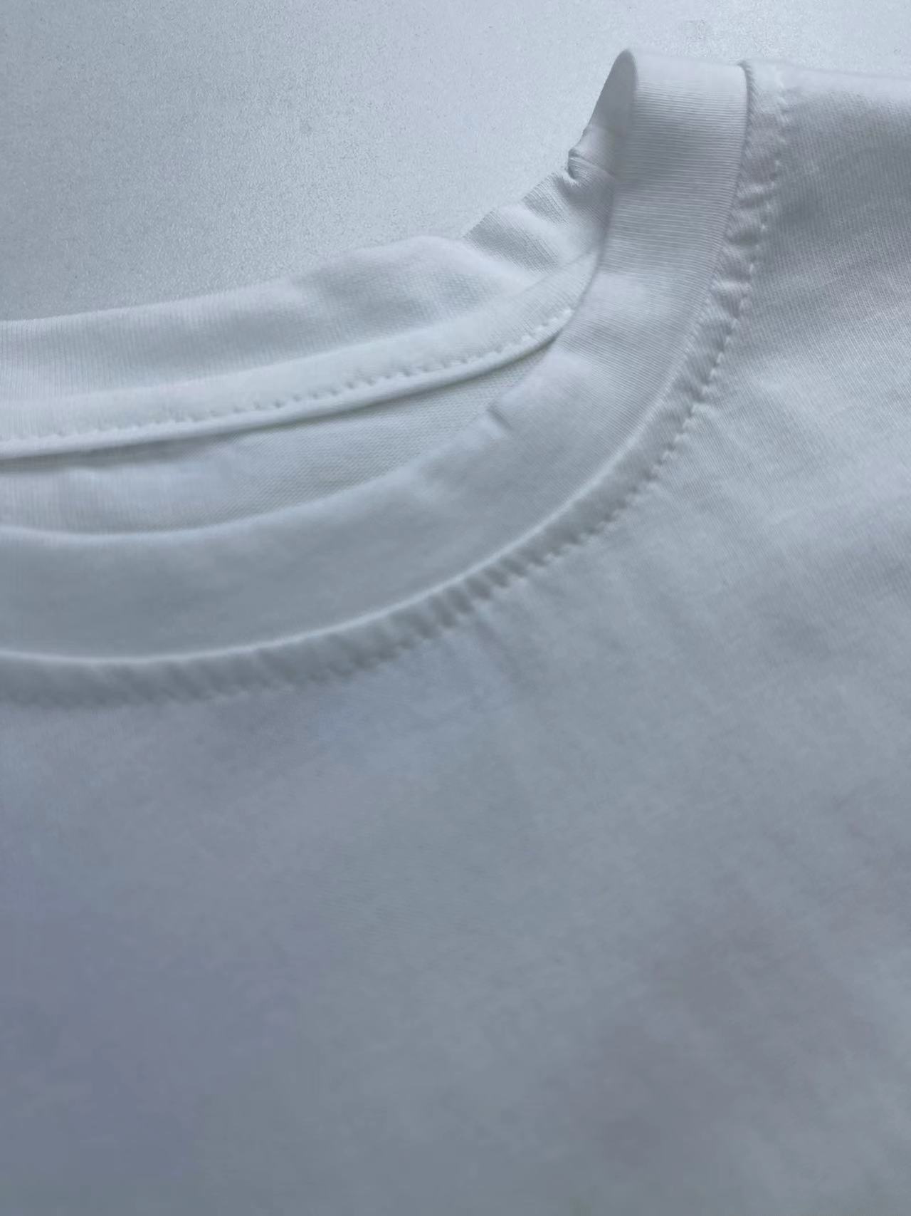 童装韩潮彩色字母T恤