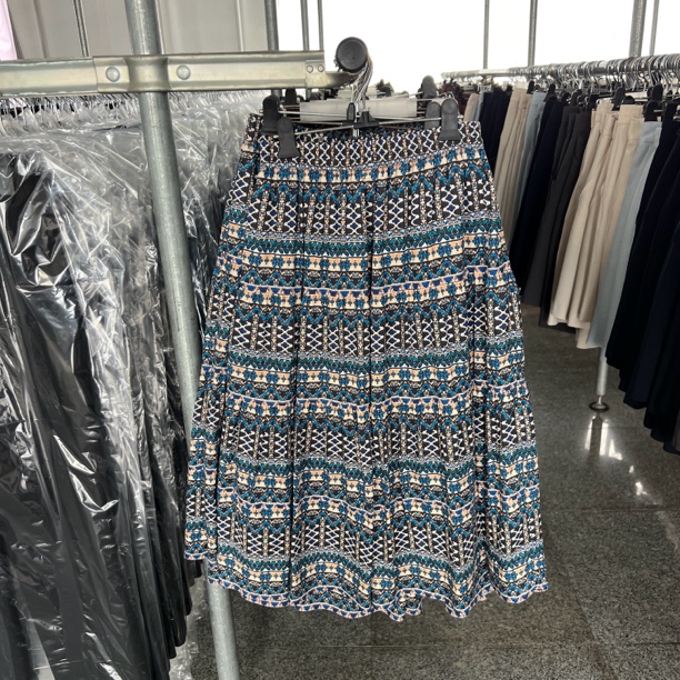 2024新款走货剩余碎花女装半身裙