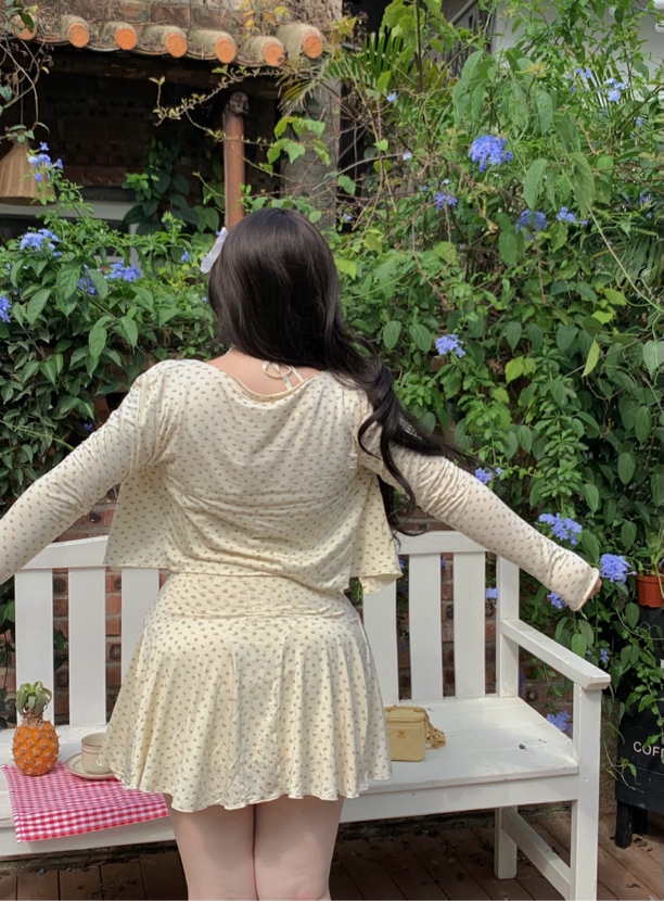 【芝心奶油包】甜崽颖宝微胖大码纯欲挂脖吊带碎花裙两件套