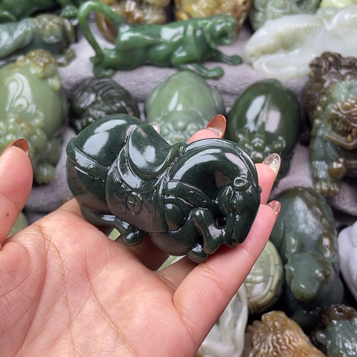 【闪购商品】和田玉把件未镶嵌平**乐