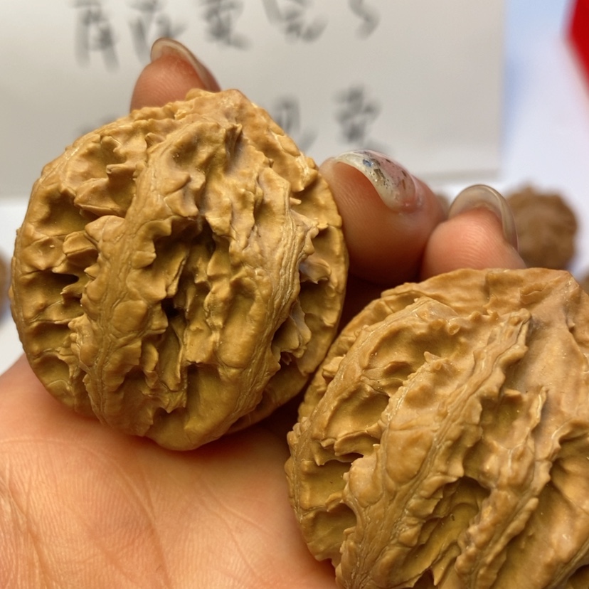 【闪购商品】文玩核桃吊坠༄