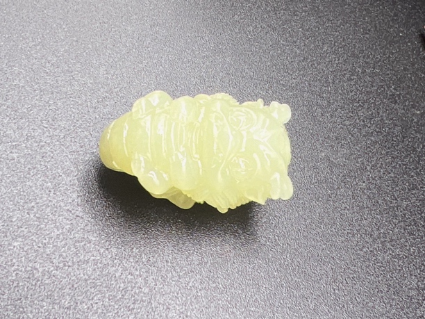 和田玉黄口料精工雕刻可爱龙宝宝吊坠挂件百搭