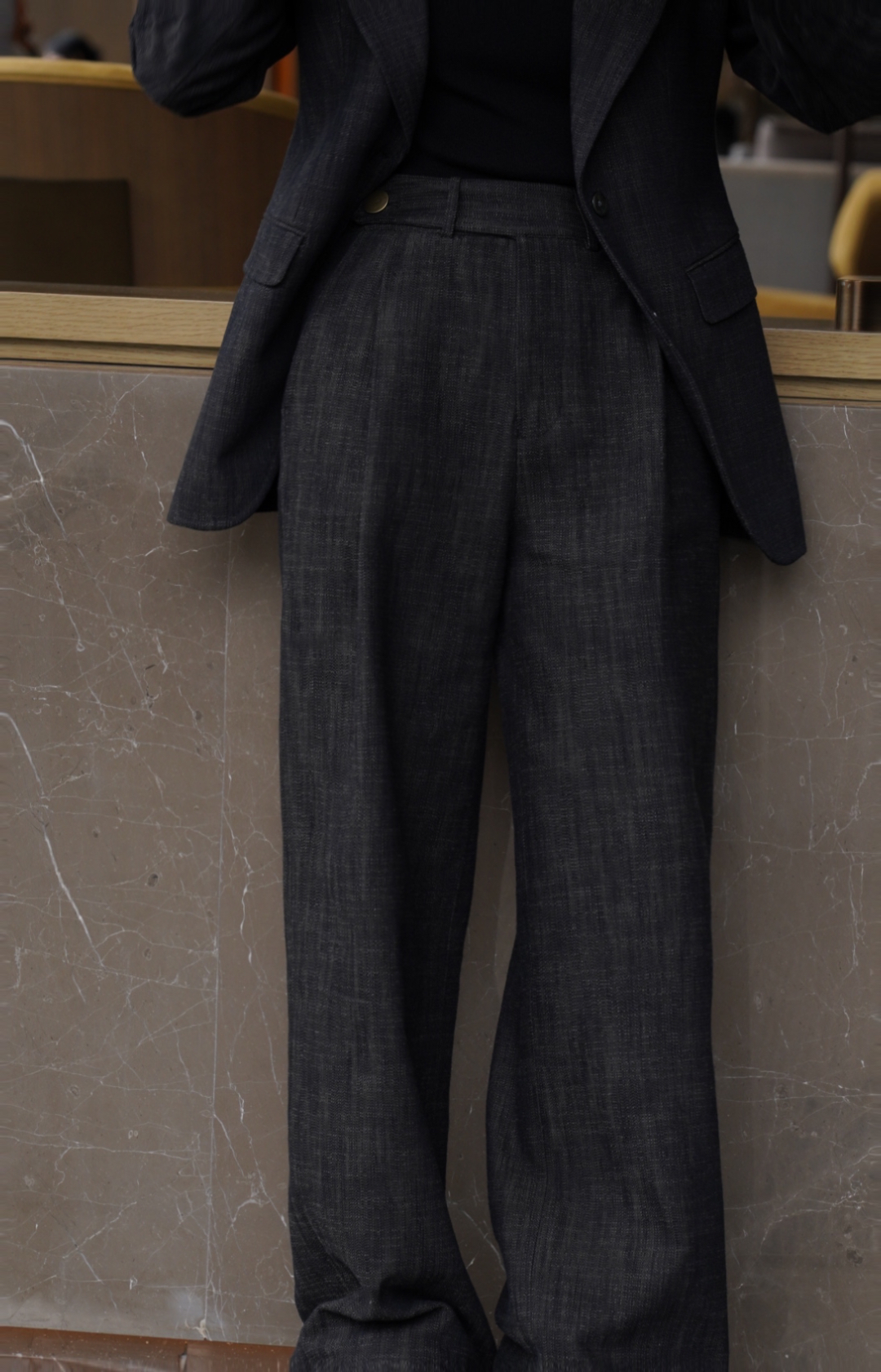 特价款-璞迩棕色复古单褶直筒裤