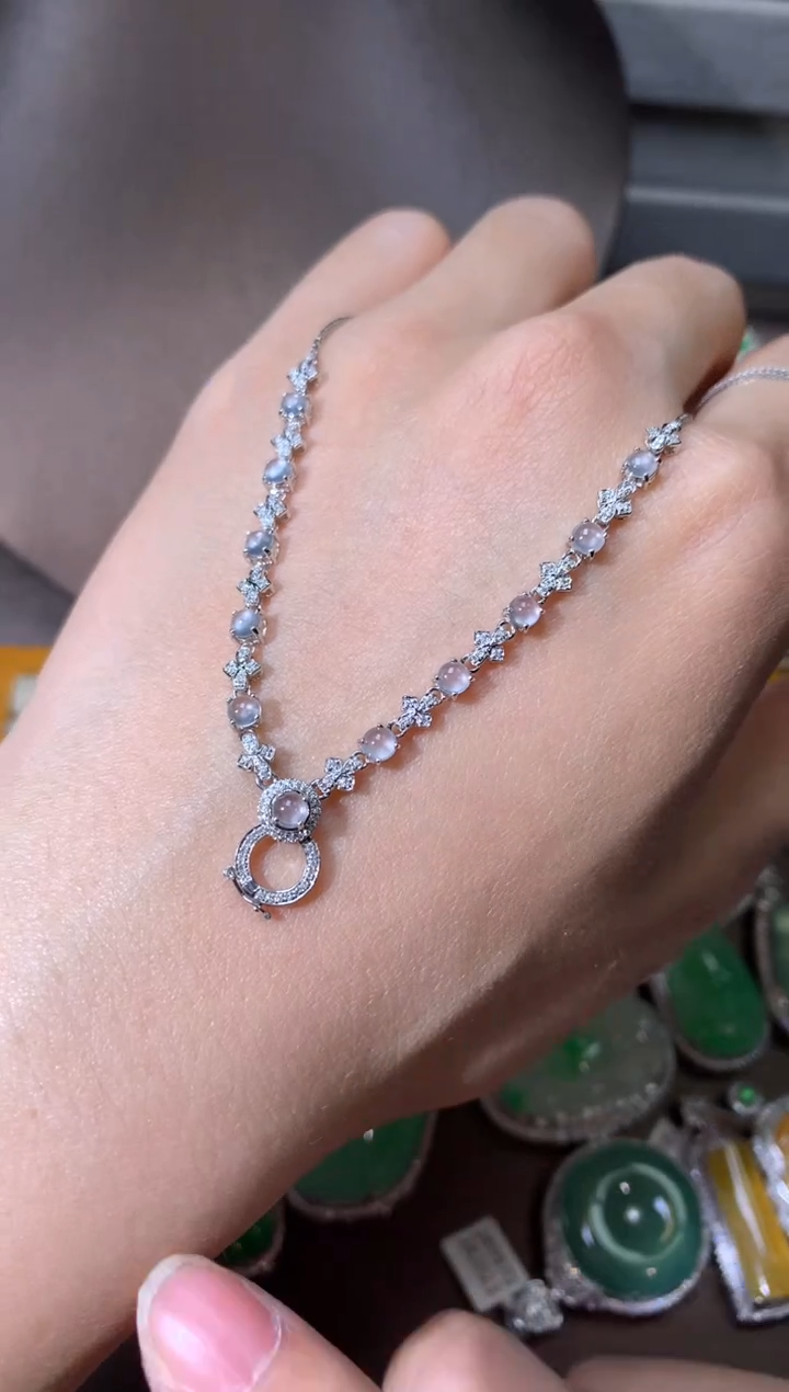 【闪购商品】翡翠套链18K金镶嵌蛋面