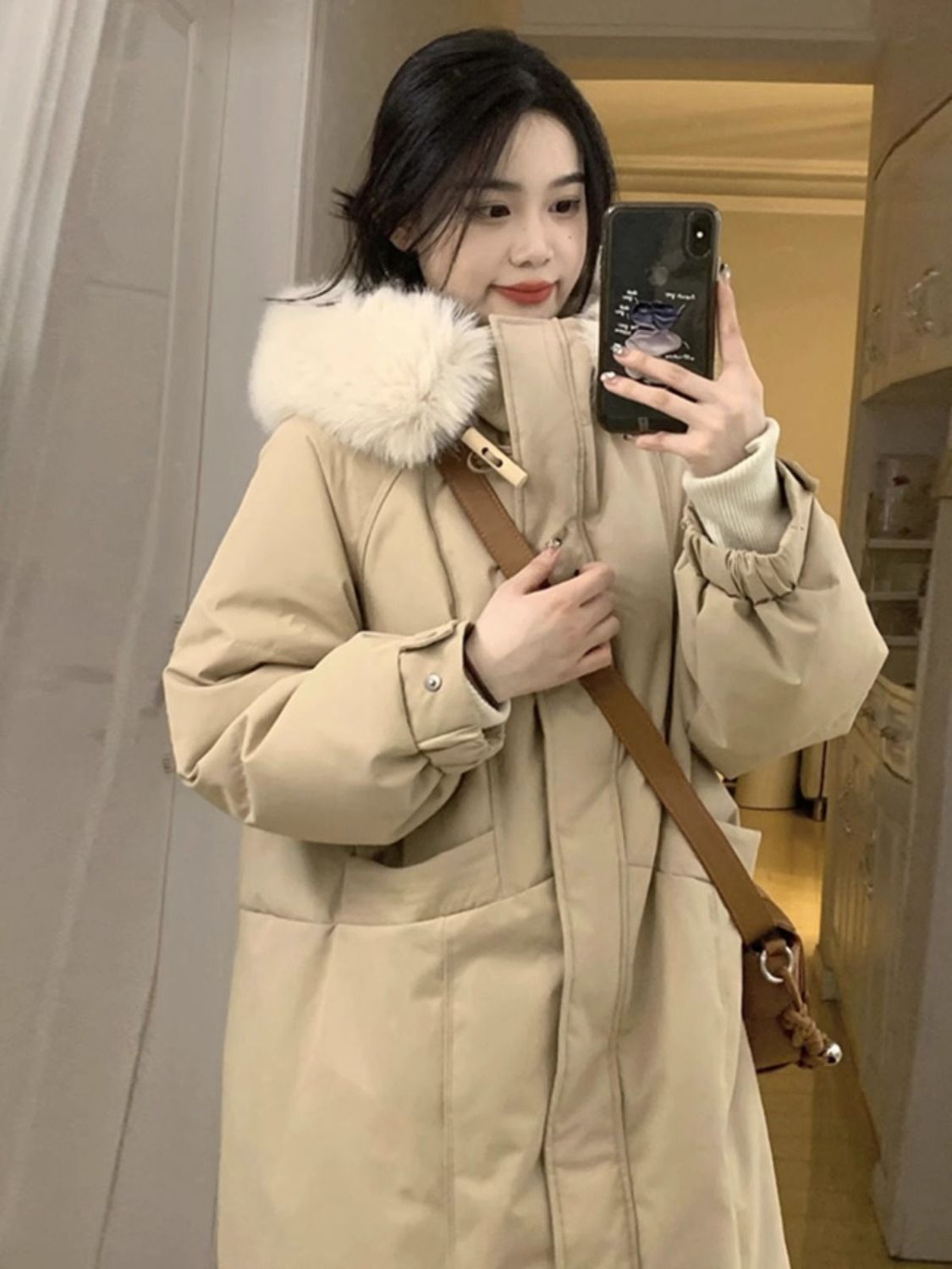 波司豋大码胖mm300斤牛角扣大毛领羽绒服服外套女潮ins冬季加厚过