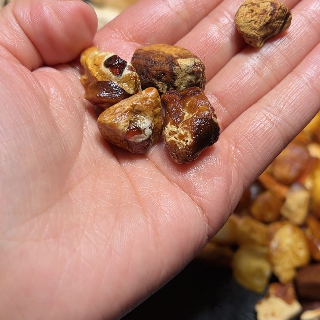 【闪购商品】定制琥珀未镶嵌是**呀