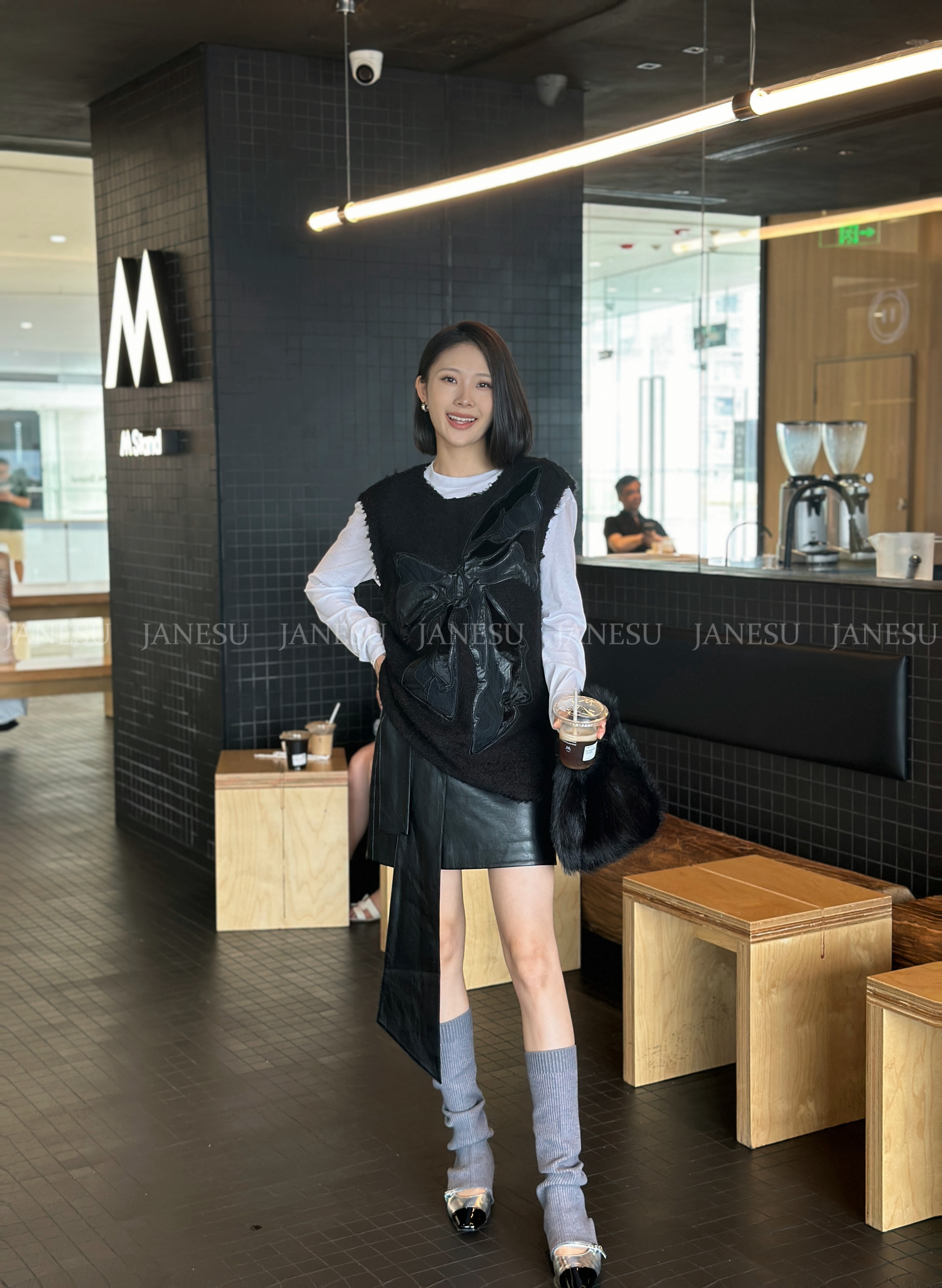 YOEYYOU设计师品牌24秋冬蝴蝶结刺绣毛织背心