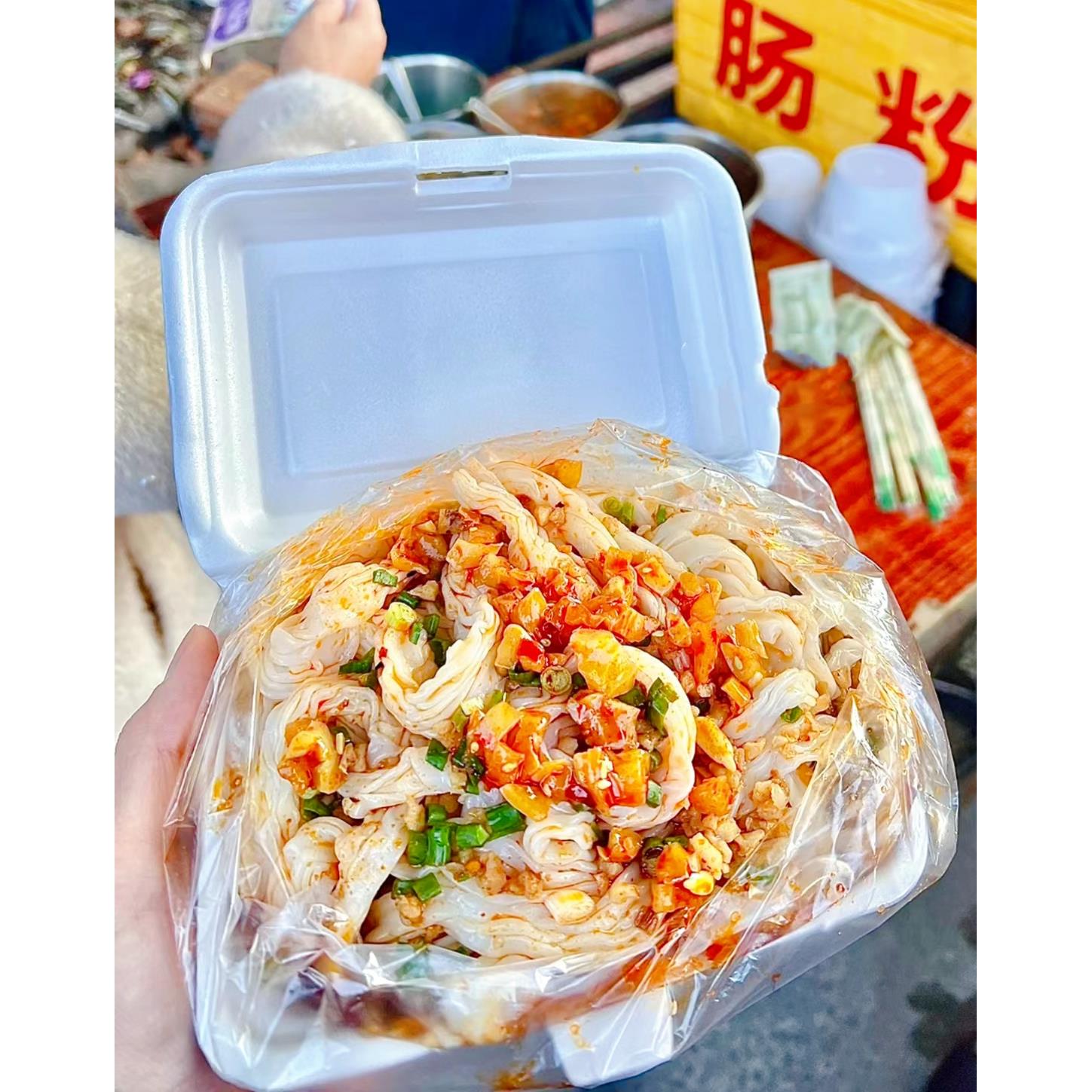 布拉肠粉广东泡沫箱肠粉拉肠粉粉皮广东箱粉开袋即食肠粉早餐速食