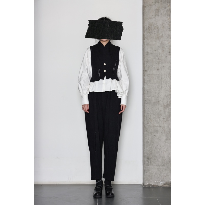 incompleto/若缺羊毛马甲  in0442