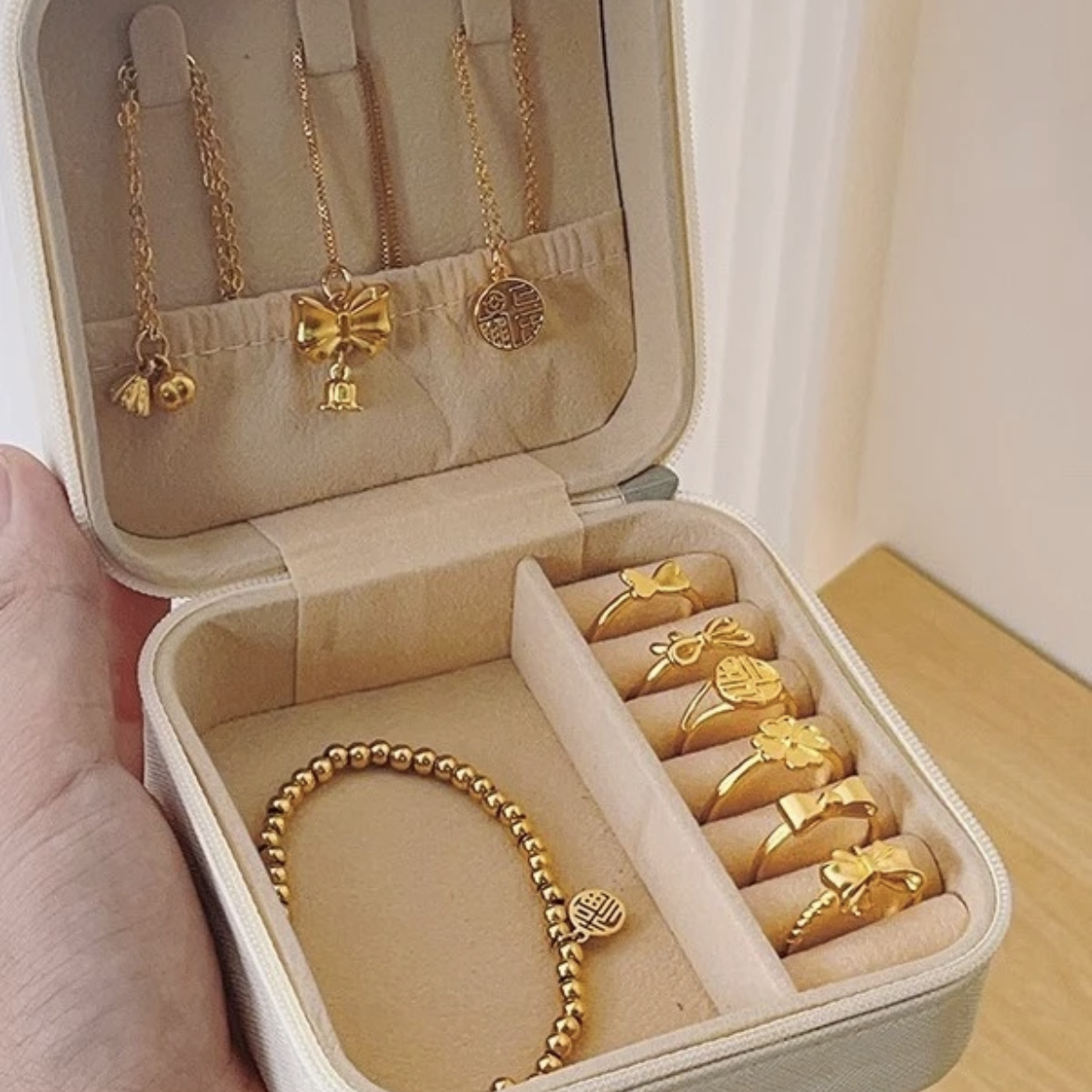 首饰盒/箱 瑞诺粉色皮质首饰盒热销便携简约粉色收纳盒项链耳钉