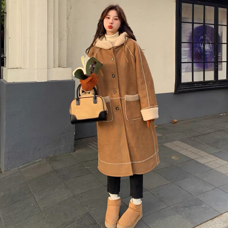 2024 “慵懒风”连帽复古长款 女冬季过膝皮毛一体外套