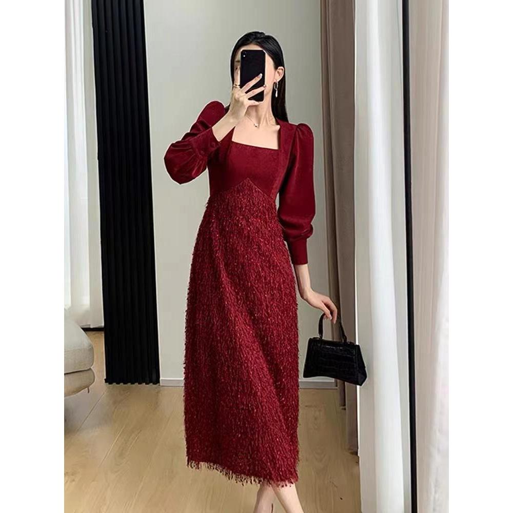 大码胖mm2023秋季女新款裙子洋气减龄方领红色连衣裙高腰显瘦长裙