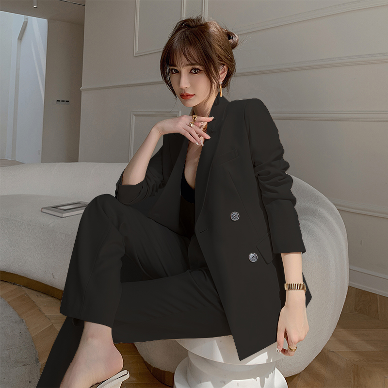 9503高级感黑色小西装外套女秋冬新款轻奢女神范OL西服套装
