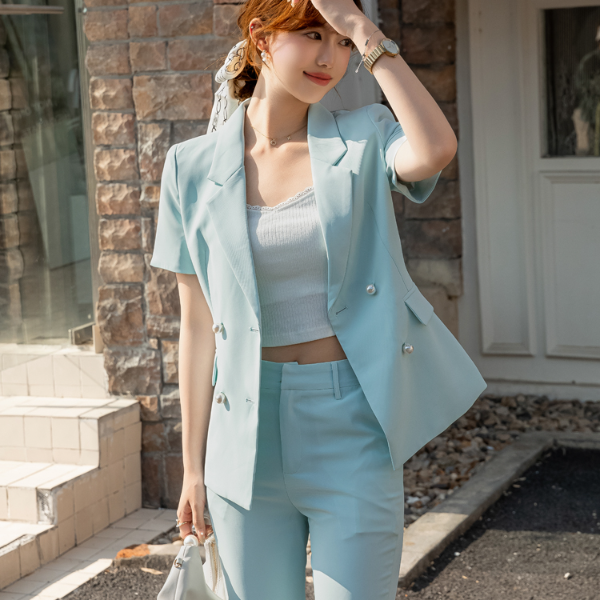 9373夏天短袖西服套装女薄款新款职业气质女神范珍珠扣喇叭裤西装