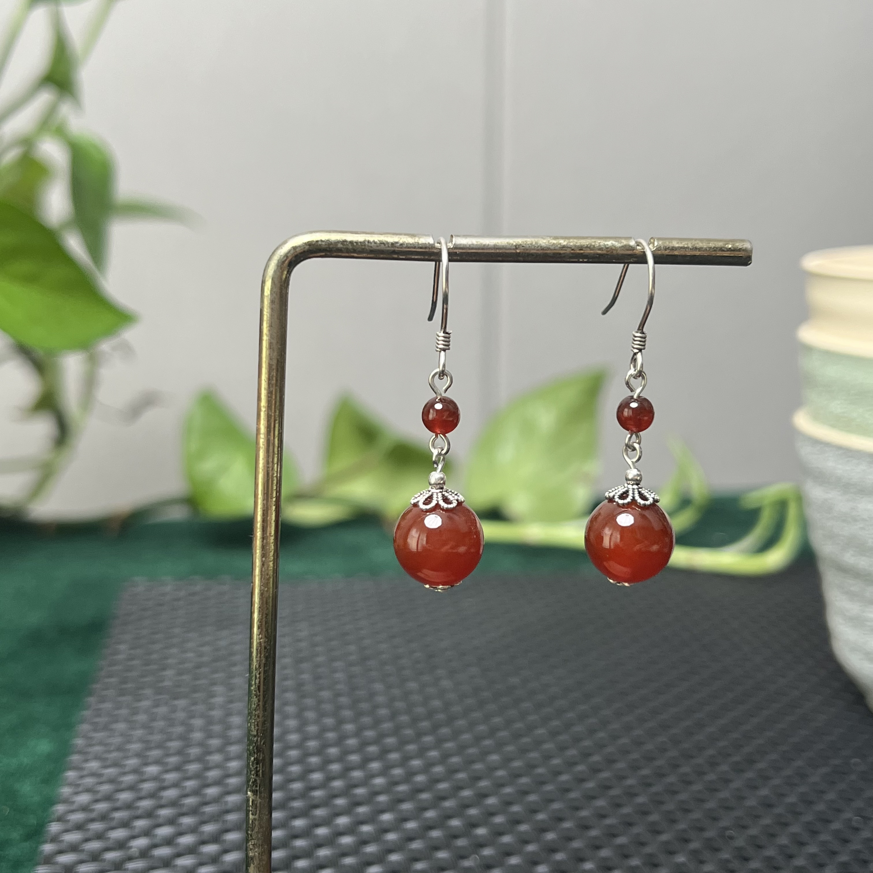 天然珠宝玉石天然红玛瑙卡10毫米耳坠s925纯银耳钩耳饰