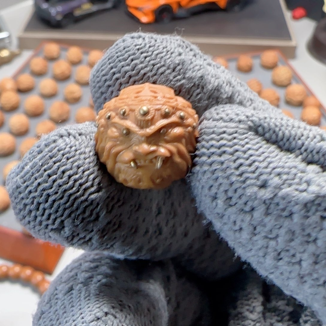 猴头核桃吊坠大闹天宫