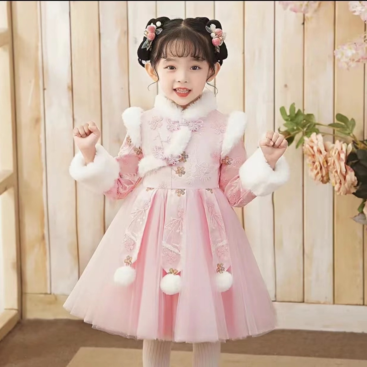 巴拉拉吧拜年服2023新款小女孩过年古装古风唐装儿童新年衣服冬季