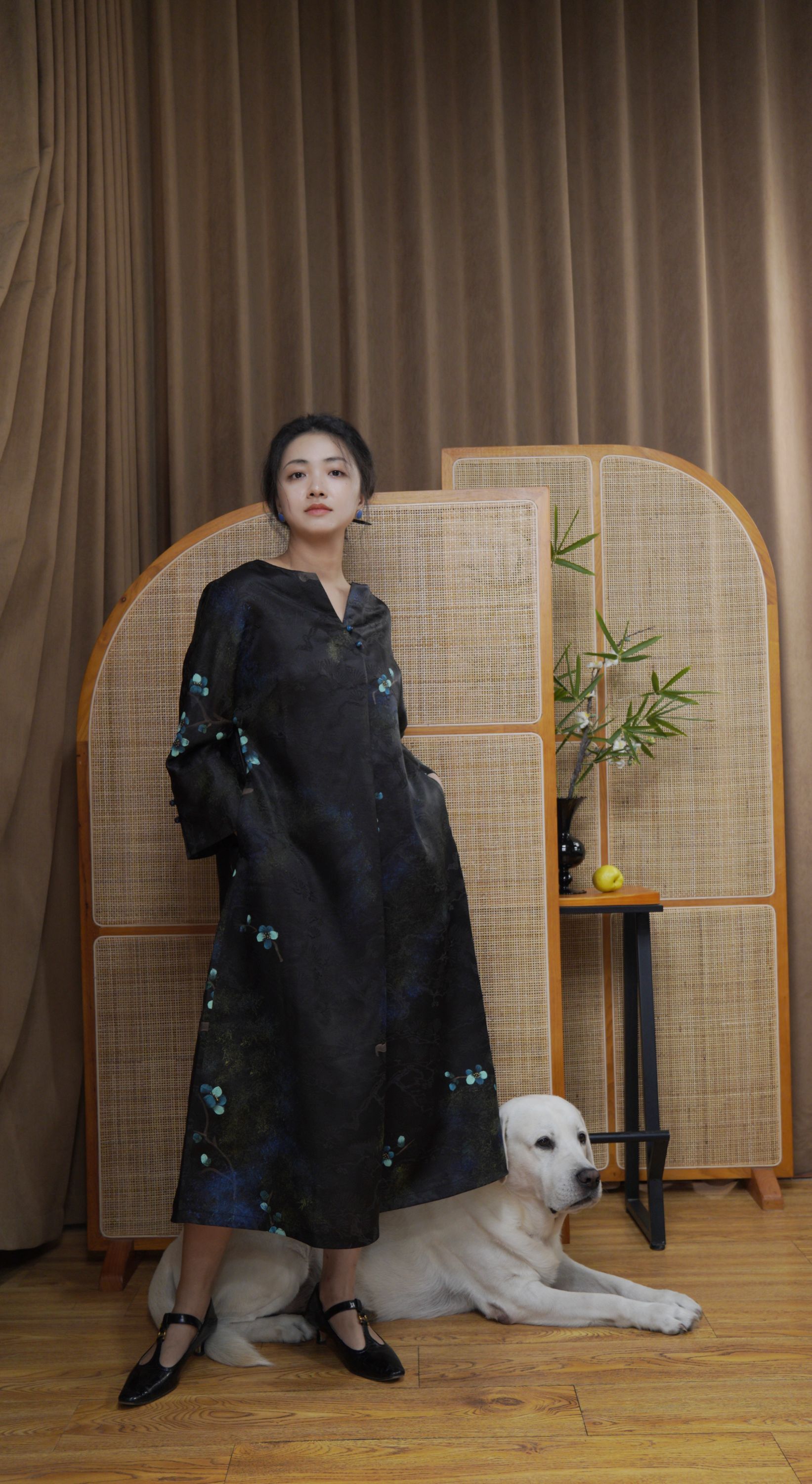 原创圆v领前中单褶袍裙（非成衣、仅制作定金）