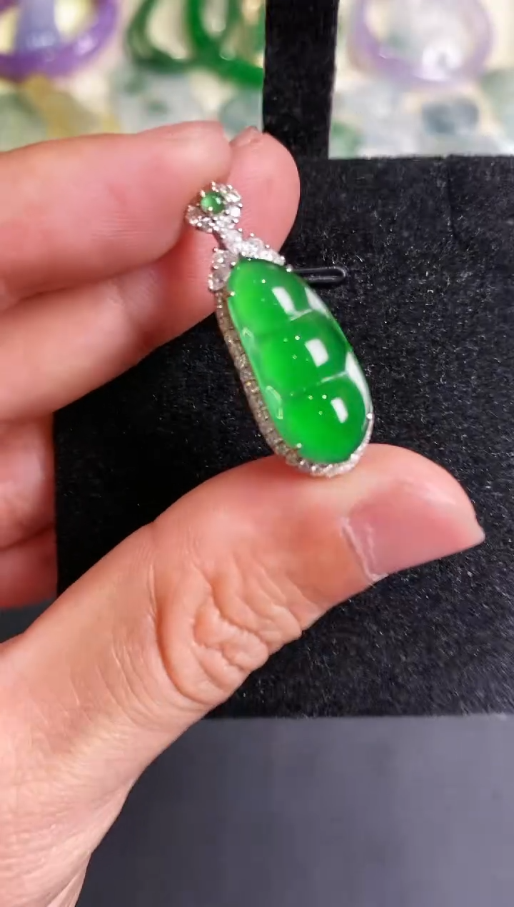 【闪购商品】翡翠.18K金镶嵌(多样性发货)