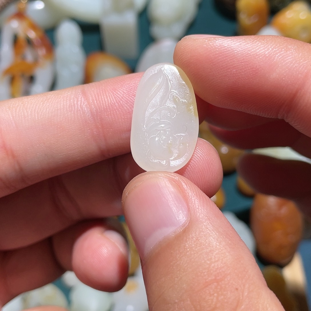 和田玉挂件未镶嵌