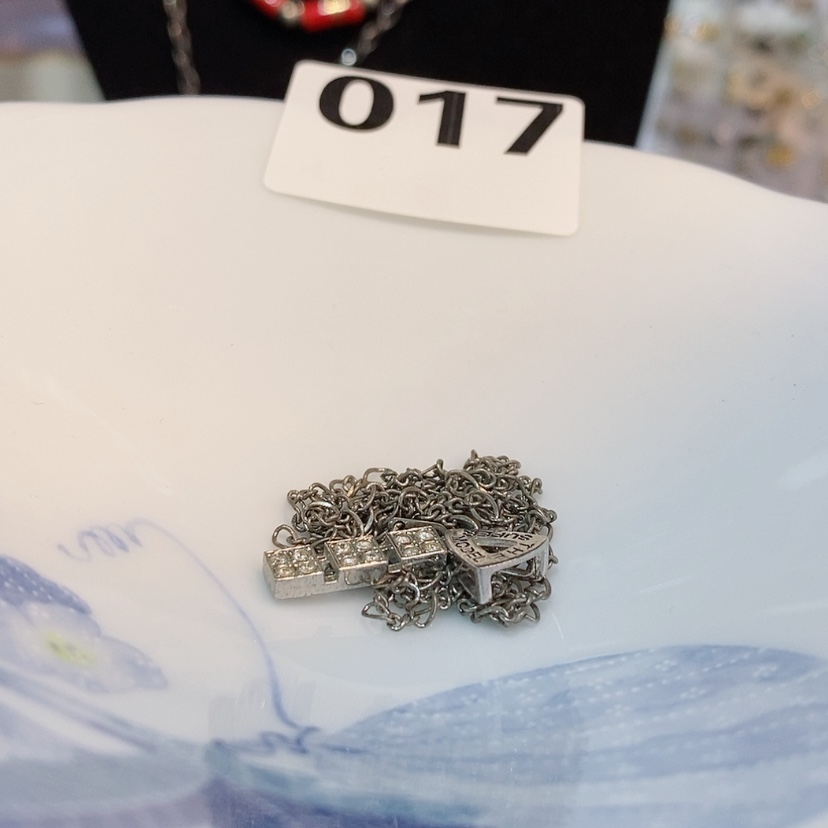 【闪购商品】琉璃颈饰哇***咔